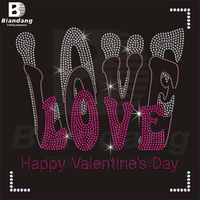 Love You Stone Board Strass Transfert Rose Lèvres Fer sur Transferts Art Personnalisé Lune Strass Applique pour la Saint-Valentin