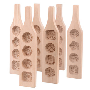 Moldes de madera para mooncakes, herramientas de prensado manual, juego de 6 piezas para hornear pasteles de piel de nieve, Qingming, frutas y frijol mungo. - Product Image 1