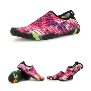 Zapatos de agua de secado rápido para hombre y mujer, zapatillas deportivas Unisex de suela ligera y duradera, para playa, piscina, natación, Surf y Yoga - Product Image 5