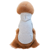 Sudadera con capucha de algodón cálido de color personalizado con descuento para mascotas pequeñas patrón sólido ropa de invierno y primavera para perros