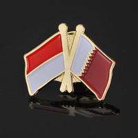 Fabricant de badges de drapeau en émail métallique traditionnel personnalisé, badges magnétiques souples pour chapeau, broche, artisanat métallique artisanal