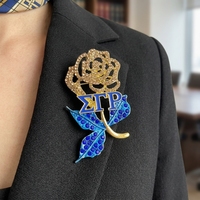Broches de mode grecques en émail avec lettres Sigma Gamma, ornées de cristaux et de fleurs roses, pour femmes, bijoux de mariage