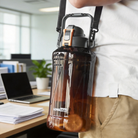 Bouteille d'eau Longstar OEM 2,5 L en PC, anti-corrosion, étanche, sans BPA, avec corde, pour boissons chaudes/froides, randonnée, camping, usage extérieur