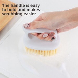 Brosse de nettoyage multifonctionnelle GREENSIDE <span class=keywords><strong>Five</strong></span> Thousand <span class=keywords><strong>Seventy</strong></span>-<span class=keywords><strong>Five</strong></span> en plastique souple avec manche pour le linge, les chaussures et la maison - Product Image 4