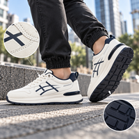 Chaussures basses décontractées pour hommes, baskets légères et tendance, baskets blanches pour la marche, semelle en caoutchouc, lacets, chaussures décontractées pour hommes