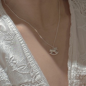 S925 Sterling Silver Korean Retro CNC Horse Necklace Simple Trendy Collarbone Chain Wholesale - Product Image 4