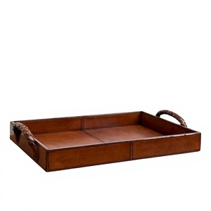 Plateau décoratif carré moderne en cuir avec poignées, style rustique, couleur marron, pour la maison ou le bureau - Product Image 3