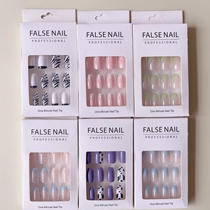 Vente en gros usine : Faux ongles à presser de haute qualité, fabriqués à la machine, couvrance totale, style français, supporte les styles mixtes personnalisés - Product Image 4