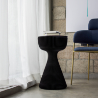Table d'appoint pliante Spazepaper 54 cm, table d'angle, mobilier écologique et peu encombrant, mobilier en papier délicat
