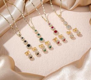 Bijoux architecturaux en gros – Ensemble de bijoux plaqué or 18 carats tendance : collier et boucles d'oreilles géométriques en alliage de cuivre de qualité supérieure - Product Image 1