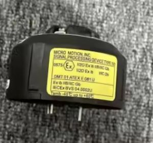 جهاز قياس المستوى إيمرسون موديل 800/700 نوع روز-ماونت مع معالج محسن ودقة +/-0.5% مصنوع من البلاستيك ABS - Product Image 3