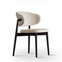 Chaise de salle à manger moderne avec dossier enveloppant, structure en bois massif et design ergonomique pour restaurant et maison