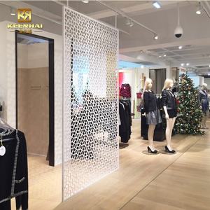 ฉากกั้นห้องเลื่อนแบบตัดเลเซอร์สำหรับตกแต่งภายในที่ทันสมัย ทำจากอะลูมิเนียม เหล็ก และสแตนเลส เหมาะสำหรับสำนักงาน - Product Image 3