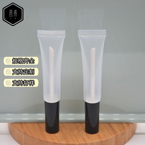 Tubos de Brillo Labial Pusu de 15ml con Pincel, Envase Recargable para Maquillaje, Personalizable - Product Image 1