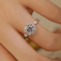 Bague Solitaire Tendance en Moissanite Forme Tournesol, Argent 925, Clarté VVS, pour Fiançailles, Vente en Gros, Bijoux en Vrac, Fabrication OEM ODM