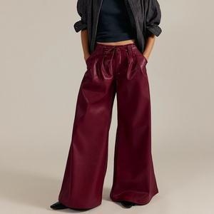 Pantalones de Mujer de Cintura Alta en Cuero Sintético Color Vino Tinto con Botones Frontales, Cierre y Cordón Ajustable, Ideales para Streetwear Otoñal - Product Image 1