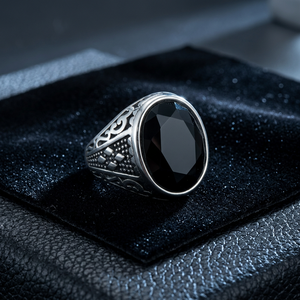 Anillo Ovalado de Acero de Titanio para Hombre, Estilo Europeo Americano, con Bisel de Piedras Preciosas Plateadas, Diseño Geométrico, Joyería de Regalo 21006 - Product Image 1