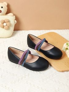 Chaussures plates pour enfants avec logo personnalisé, couleur unie, à lacets, pour bébé fille - Product Image 6