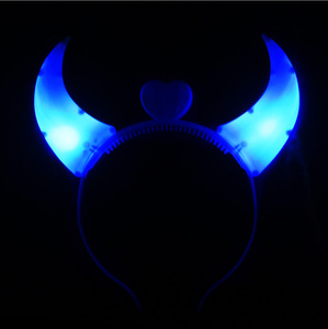ที่คาดผมเขาปีศาจเรืองแสง LED ของเล่นปาร์ตี้สำหรับเด็ก ใช้แบตเตอรี่ พลาสติก สำหรับฮาโลวีน คอนเสิร์ต ขายส่ง - Product Image 4