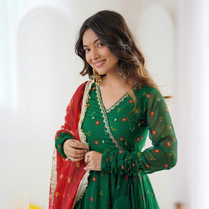 NOIIR PIGEON Ensemble de Robe Anarkali 3 Pièces Premium pour Femme en Georgette Imprimée Fox, avec Dupatta et Pantalon, Infroissable et Séchage Rapide - Product Image 1