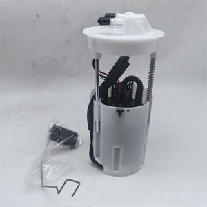 WLGRT Auto Parts Pompe à carburant 17040-5M300 170405M300 pour <span class=keywords><strong>Nissan</strong></span> <span class=keywords><strong>ALMERA</strong></span> II <span class=keywords><strong>N16</strong></span> <span class=keywords><strong>ALMERA</strong></span> <span class=keywords><strong>TINO</strong></span> - Product Image 3