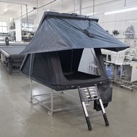 Tenda Atap Hidrolik Segitiga Aluminium Cangkang Keras dengan Skylight TPU untuk Berkemah di Bak Truk SUV Off Road 4 X 4