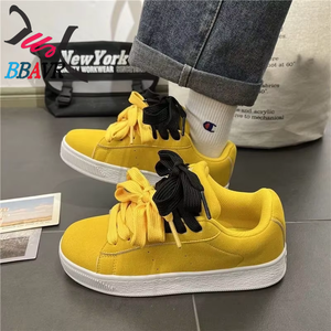 Men's Blue Low-top Loafers, Spring Chic Men's Versatile Niche Canvas Shoes, German Training Sneakers, and Fashionable Board Shoe - Product Image 2