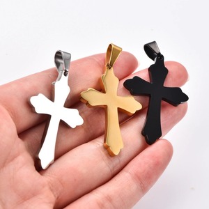 Collier pendentif croix en acier inoxydable tendance pour femmes et hommes, breloques religieuses de Christ, chaîne de prière chrétienne, bijoux en métal - Product Image 5