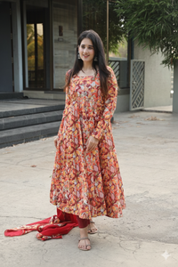 Conjunto de Kurta Anarkali con Estampado Floral de Rayón Premium para Mujer Unity Luxure con Dupatta de Chifón, Ropa Étnica Suave y Transpirable - Product Image 2