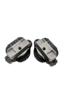 4E0399151AP 4E0399151BD ชิ้นส่วนเครื่องยนต์เมานต์สำหรับ4E2 A8ออดี้4E8 <span class=keywords><strong>2</strong></span>.8 TSI <span class=keywords><strong>3</strong></span>.0TDI <span class=keywords><strong>3</strong></span>.2FSI 2002 -2010 - Product Image 4