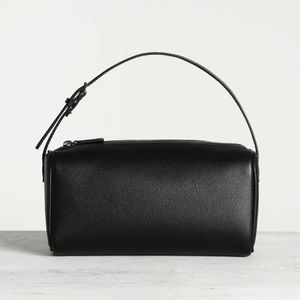 Sac à bandoulière plissé minimaliste pour femmes avec poignée froncée - Product Image 5