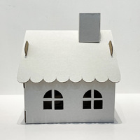 Verschiedene vormontierte Papphäuser, verschneite Hütten, Kinderspielhäuser, Kindergarten-DIY-Malsets, anpassbare Papierboxen