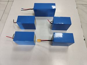 Batterie de drone FPV Li-ion en fibre de carbone OEM 6S2P 21700 8Ah 22.2V 10C XT90 – 21 ans d'expérience en R&D et production de drones - Product Image 3