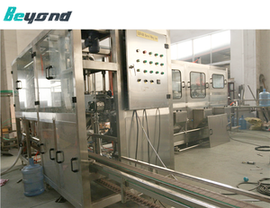 Machine de remplissage de scellage de nettoyage de tambour à grande vitesse 150BPH 19L avec système de bande transporteuse pour jerrycans en PET - Product Image 3