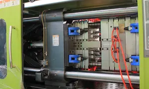 Powerjet אוטומטי פלסטיק חד פעמי מזרק דפוס קו ביצוע ייצור מכונה מחיר