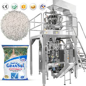 Machine d'emballage verticale industrielle multifonctionnelle automatique <span class=keywords><strong>pour</strong></span> granulés de plastique PP, avec pesage et conditionnement chimiques - Product Image 1