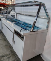 Bain-marie électrique professionnel avec vitrine chauffante, comptoir de buffet vapeur et armoire de rangement avec protection anti-éclaboussures en verre