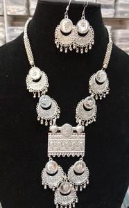 Vintage Ethnique Bohème Argent Métal Déclaration Collier Fil Feuilles Glands Bijoux Collier Ras Du Cou - Product Image 2