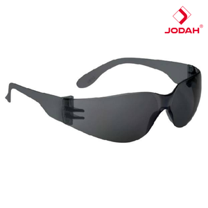 แว่นตานิรภัยโพลีคาร์บอเนต JODAH BRAVA2 DARK สำหรับงานอุตสาหกรรม ป้องกันแสงสะท้อน ป้องกันรอยขีดข่วน กรอบเต็ม ป้องกันแสงสีเข้ม สำหรับกิจกรรมกลางแจ้ง - Product Image 4