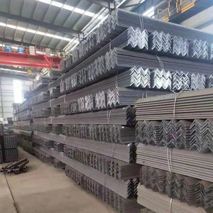 Barre d'angle en <span class=keywords><strong>acier</strong></span> Q235B Barre d'angle en fer en <span class=keywords><strong>acier</strong></span> 45 degrés Angle de 90 degrés <span class=keywords><strong>20X20</strong></span> à 200X200mm - Product Image 4