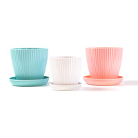 Pot de fleurs rond en plastique PP blanc durable avec trous de drainage, design moderne léger pour une utilisation en intérieur/extérieur dans le jardin