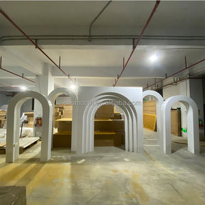 Entrée de bienvenue lisse toile de fond acrylique porte en arc extérieur support de mariage en vente - Product Image 6