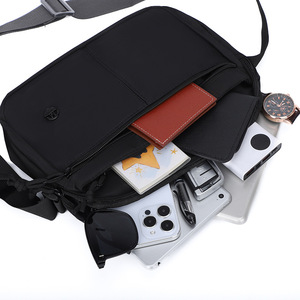 Sac messager en nylon 4 couleurs, petit sac à bandoulière étanche avec fermeture éclair, pour usage quotidien toutes saisons - Product Image 5