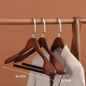 Biểu tượng tùy chỉnh may áo móc quần áo gỗ móc áo với thanh nhung - Product Image 2