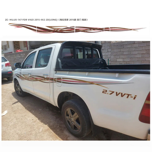 Calcomanía pegatinas de cuerpo para 2015 Revo coche camioneta falda lateral hilux línea rayas vinilo <span class=keywords><strong>4x4</strong></span> puerta lateral PVC Accesorios de coche pegatinas - Product Image 1
