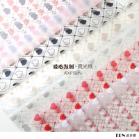 Papier d'emballage en gros, jetable, double face, en PE, écologique, imperméable, translucide, en forme de cœur, à motif grille de lancement