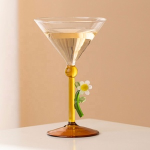 Copas de Vino y Cóctel de Vidrio de Borosilicato Alto con Tallo Largo, Diseño 3D de Pequeña Flor Margarita, para Fiestas, Hogar, <span class=keywords><strong>Bar</strong></span>, Té, Zumo y Champaña - Product Image 5