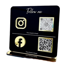 Renueve su tienda minorista con herramientas de marketing de redes sociales de diseño gratuito y un llamativo soporte de exhibición de código QR Acrílico - Product Image 1