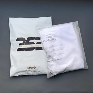 Bolsas de Envío Mate Premium de 12 x 16 Pulgadas - Sobres de Poliéster Impresos Personalizados para Empaques de Comercio Electrónico y Boutique con Marca - Product Image 6