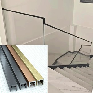Rampe de balcon moderne en verre trempé sans cadre avec profilé en U et rainure en aluminium pour balustrade - Product Image 1